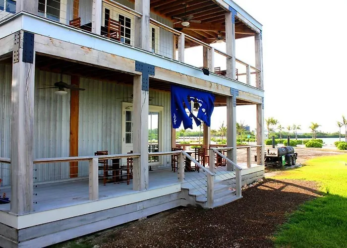 Athena's Mahogany House And Mistico Club Boat Shuttle *