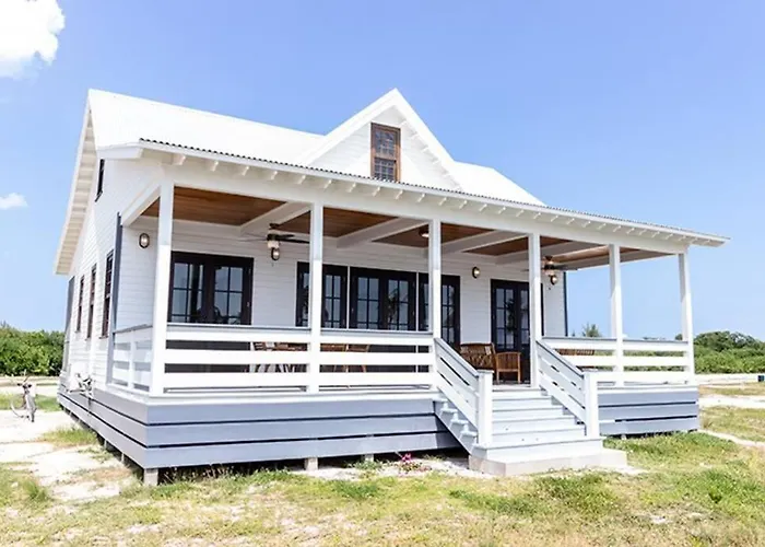 Athena's Mahogany House And Mistico Club Boat Shuttle *