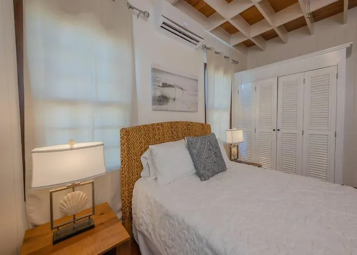 Athena's Mahogany House And Mistico Club Boat Shuttle Ferienhaus San Pedro (Ambergris Caye)