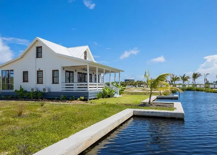 Athena's Mahogany House And Mistico Club Boat Shuttle San Pedro (Ambergris Caye)