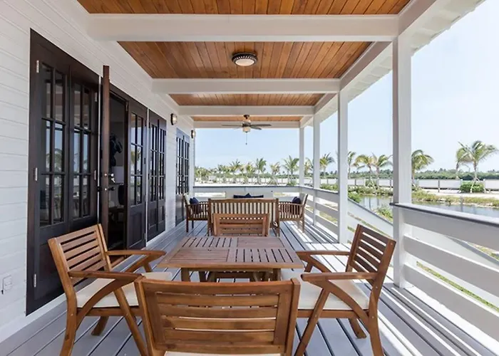 Ferienhaus Athena's Mahogany House And Mistico Club Boat Shuttle