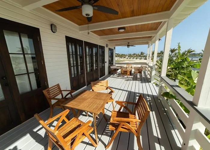Ferienhaus Athena's Mahogany House And Mistico Club Boat Shuttle San Pedro (Ambergris Caye)